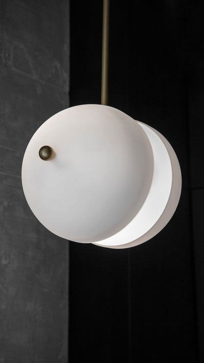 Split Circle - Pendant light