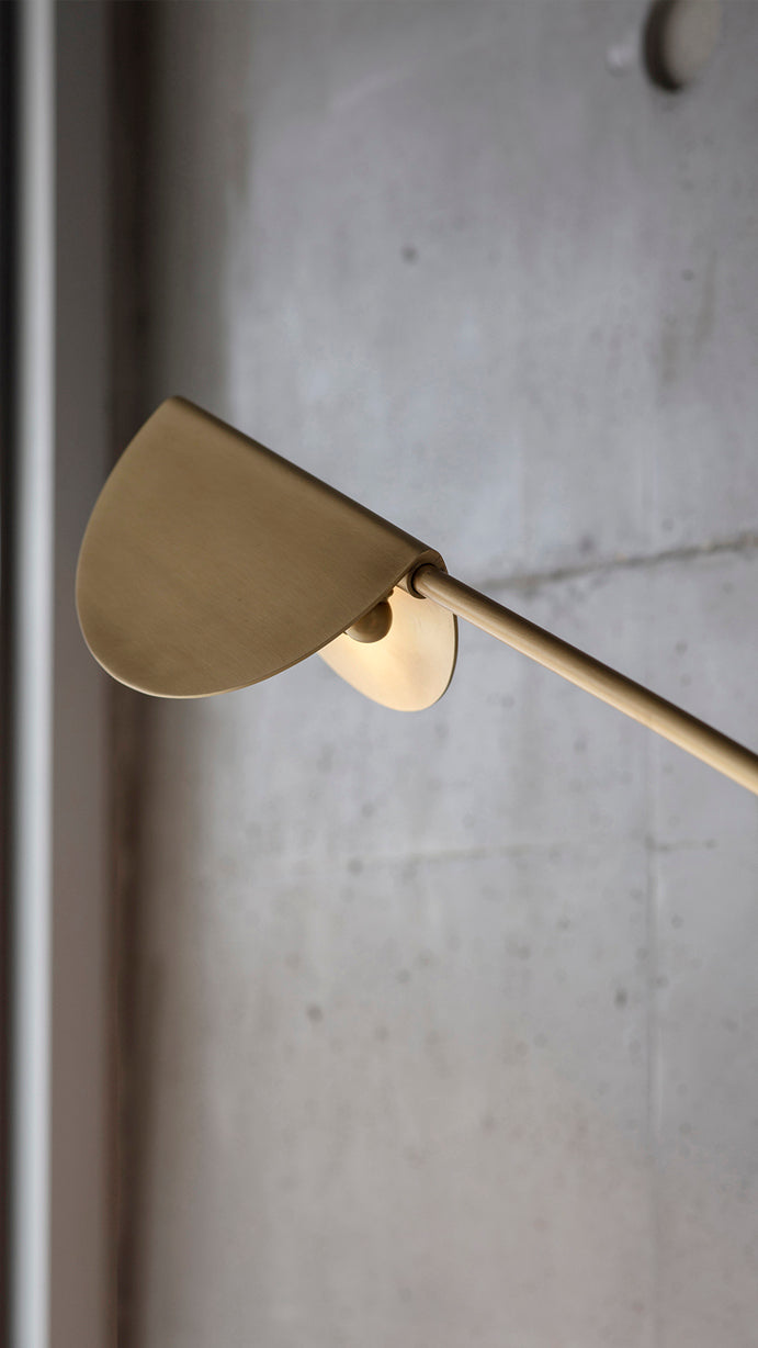 Balance - Floor Lamp